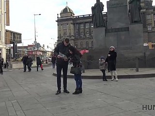 Czech slut fucked wide of a stranger