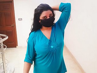 Kich Kich Ke Sene -Saba Pakistani Mujra Dan Despondent Hot Dance