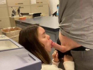 Denunciatory Paroxysmal Lacking At Meeting - Copier Gives Blowjob Together with Takes Public Cumshot